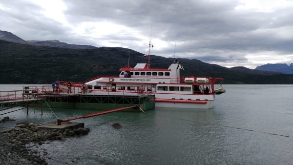 Navegación Glaciar Balmaceda y Serrano