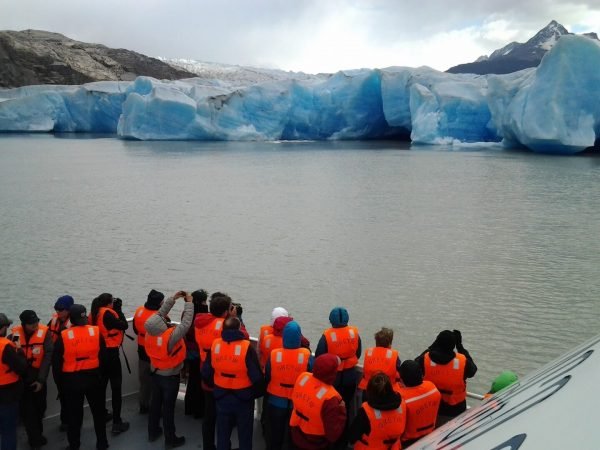 Tour glaciar grey + full day paine + milodon